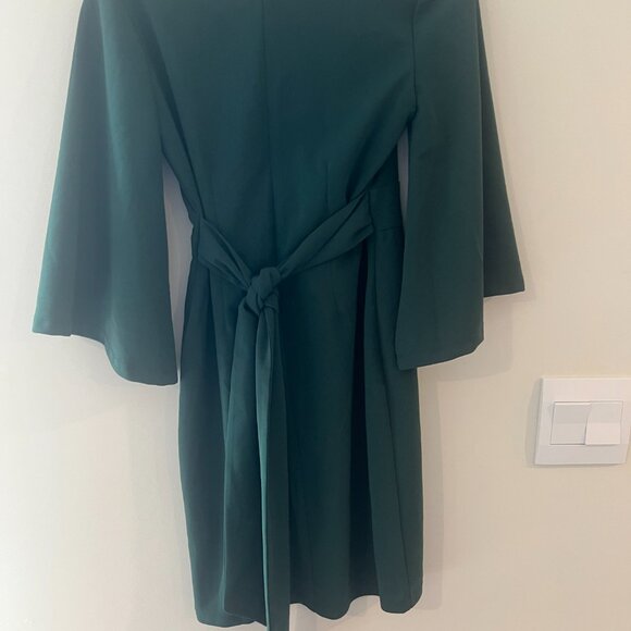 Lulus Glimpse of Glamour Forest Green Bell Sleeve Bodycon Mini Dress | Size S - Picture 13 of 15